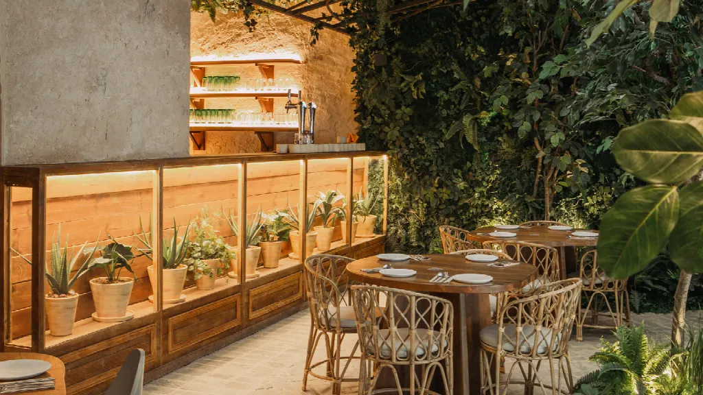 Begin Greenhouse restaurant space