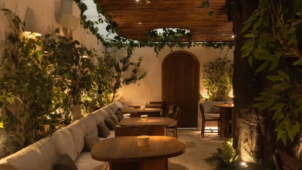 Interior of Begin Secret Garden restaurant