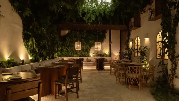 Interior of Begin Secret Garden restaurant