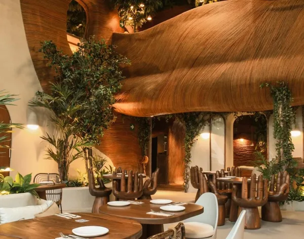 Interior of Begin Jungle restaurant