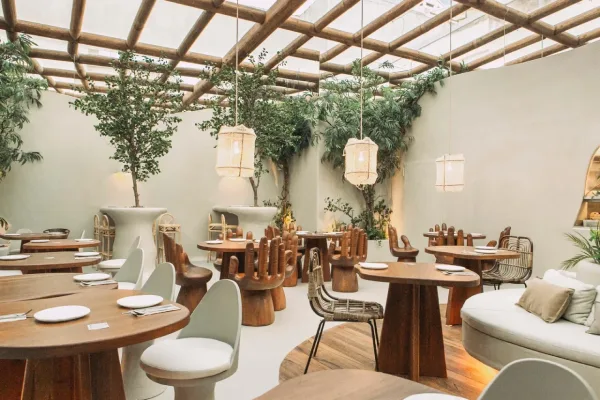 Interior of Begin Jungle restaurant