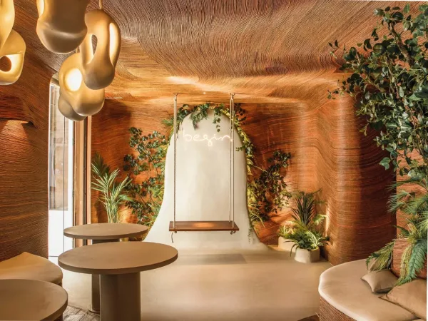 Interior of Begin Jungle restaurant