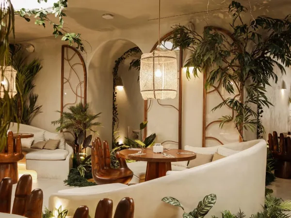 Interior of Begin Marine Depths restaurant